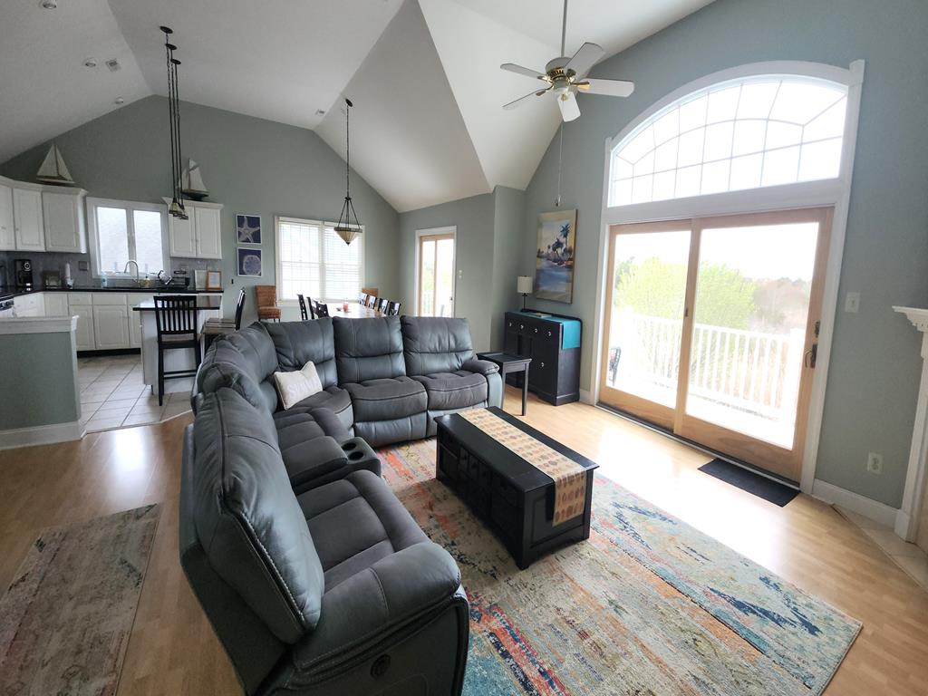 1608 Maryland Henrys Hideaway | Photo 4