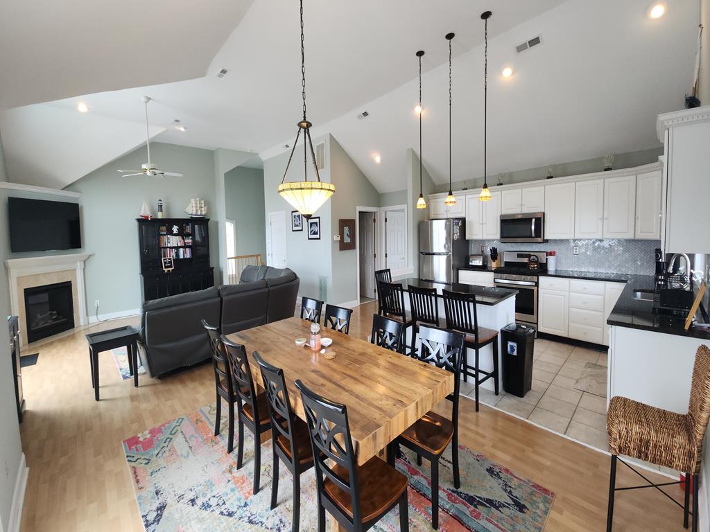 1608 Maryland Henrys Hideaway | Photo 5