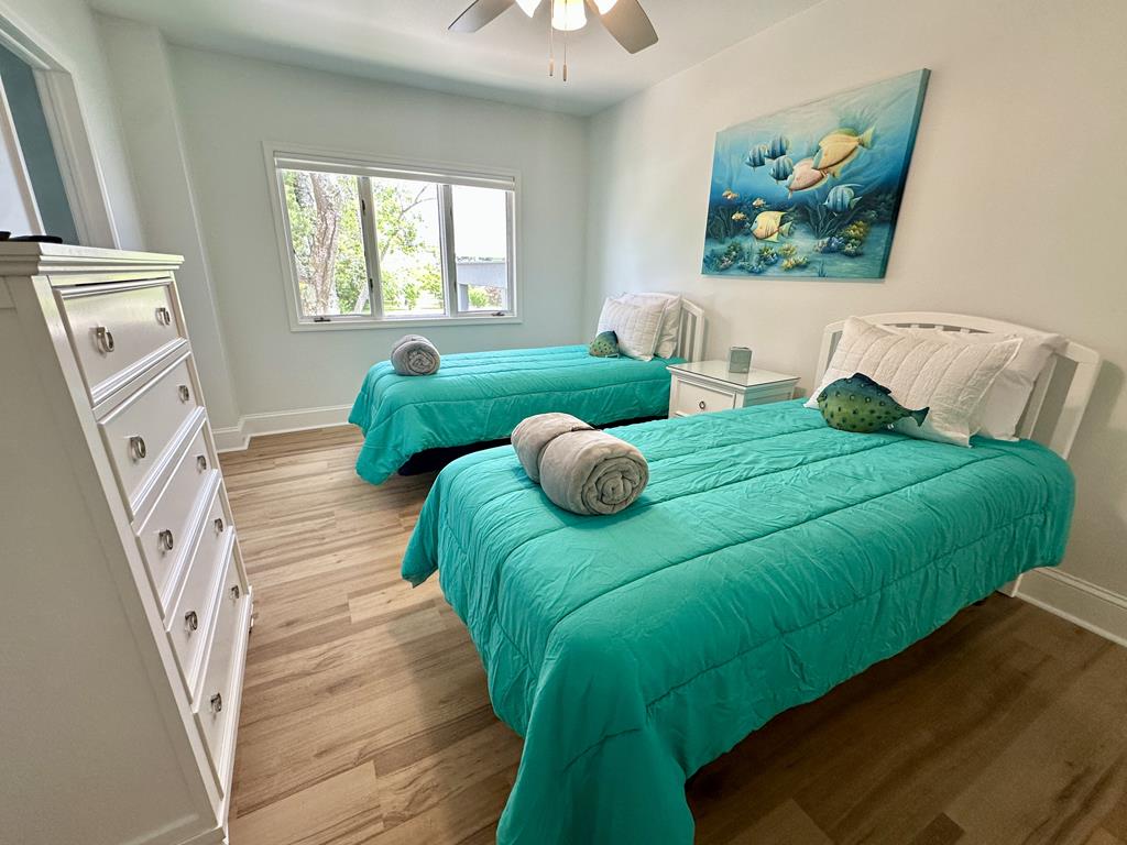 404 Fourth - 1st Fl - 4BR with a Pool | Photo 22