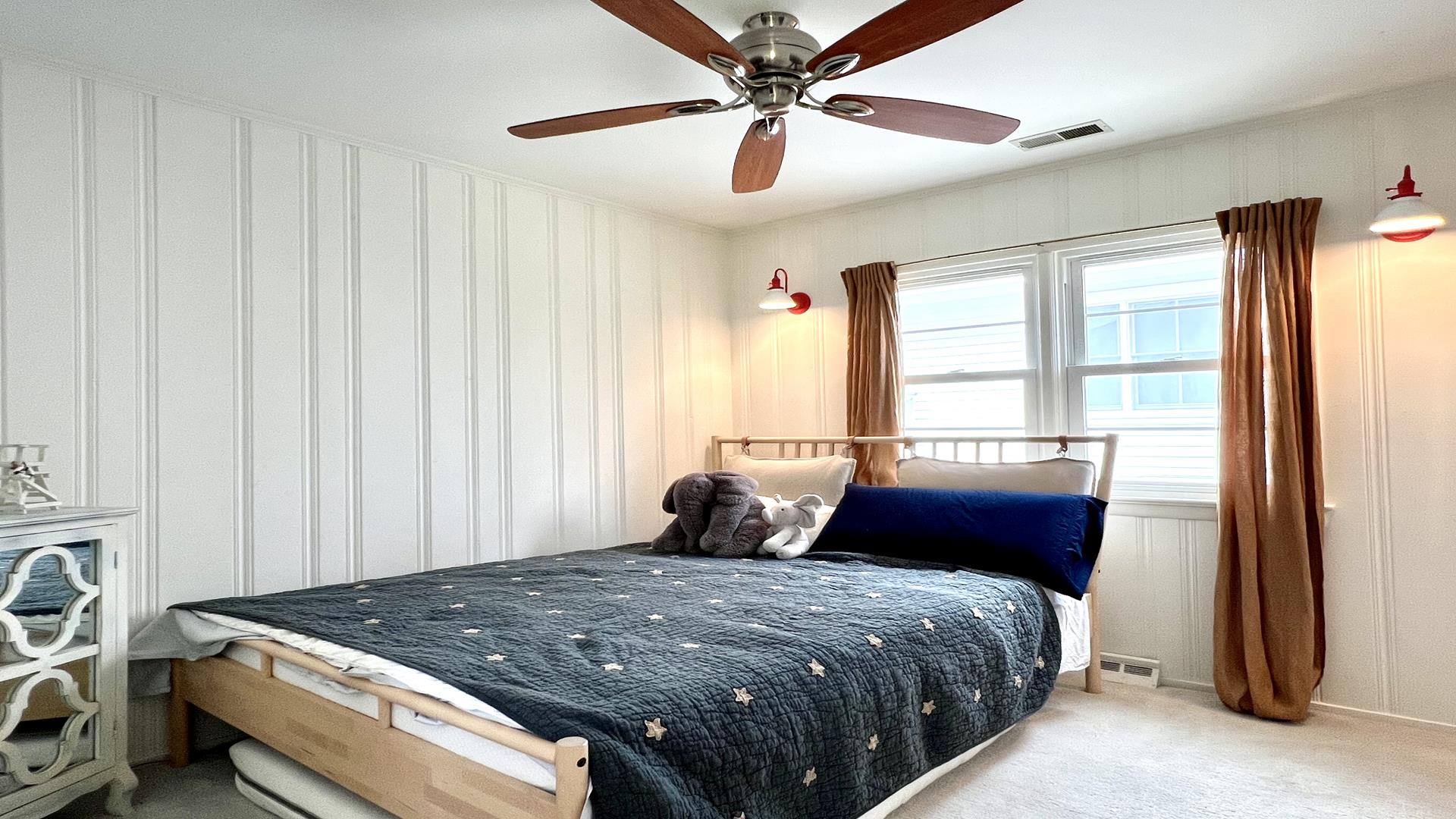 250 105th Street, Stone Harbor (Mid-Island)