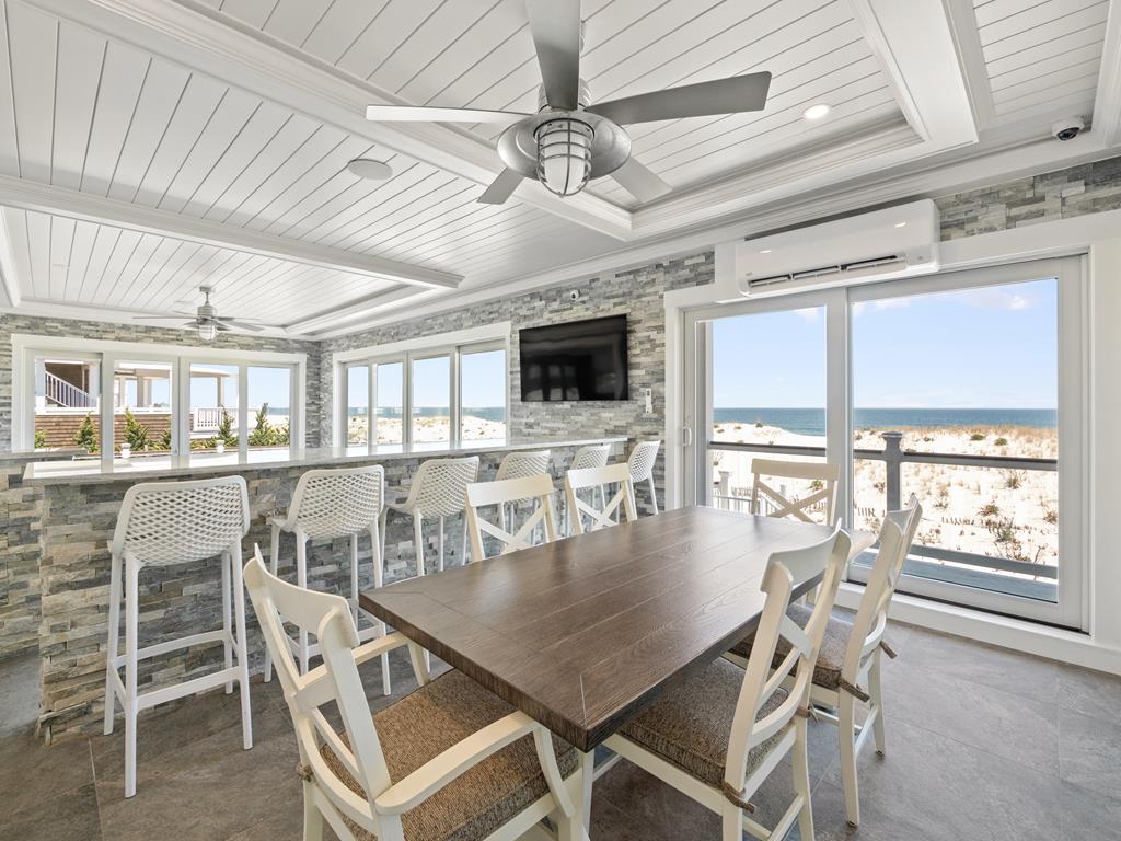 57 B Long Beach Blvd - ALARM, Loveladies (Ocean Front)