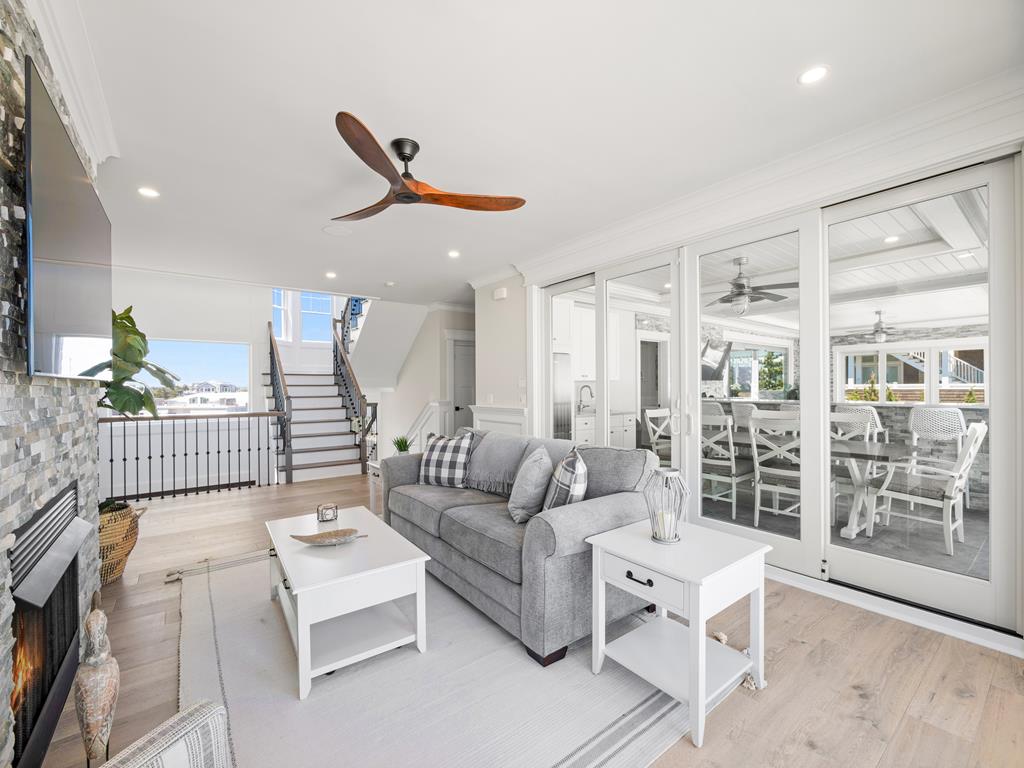 57 B Long Beach Blvd - ALARM, Loveladies (Ocean Front)