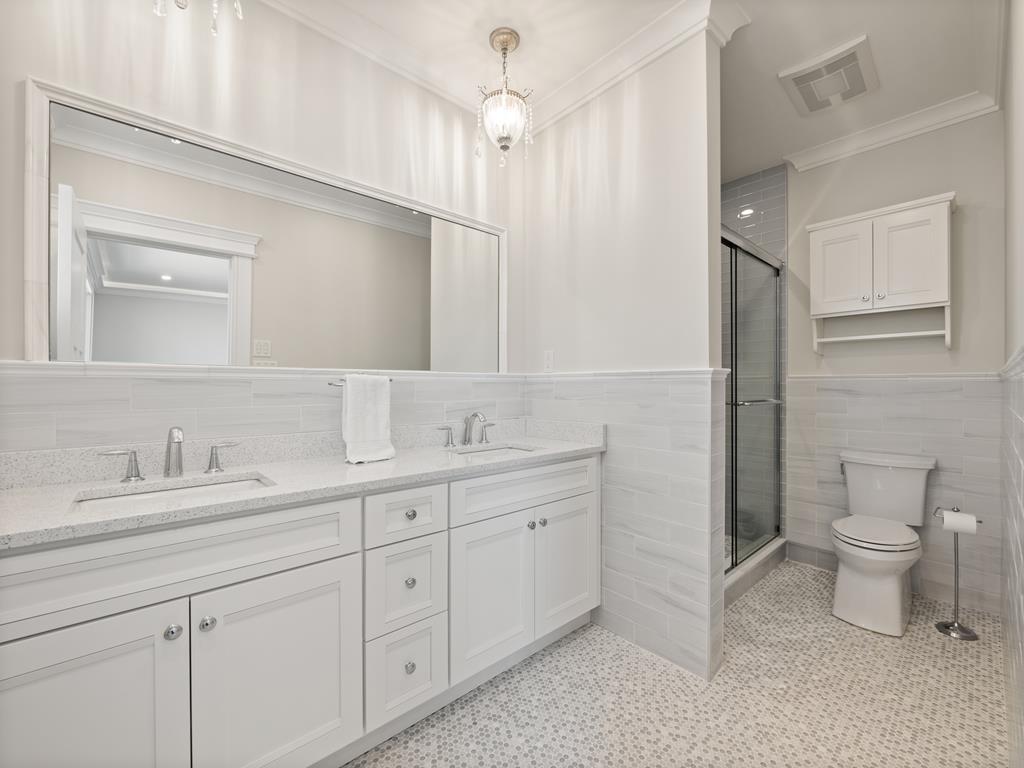 57 B Long Beach Blvd - ALARM, Loveladies (Ocean Front)