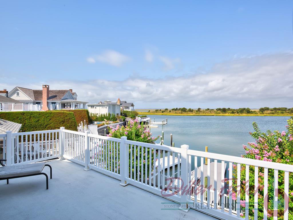300 114th Street, Stone Harbor (Bay Front) - Picture 3