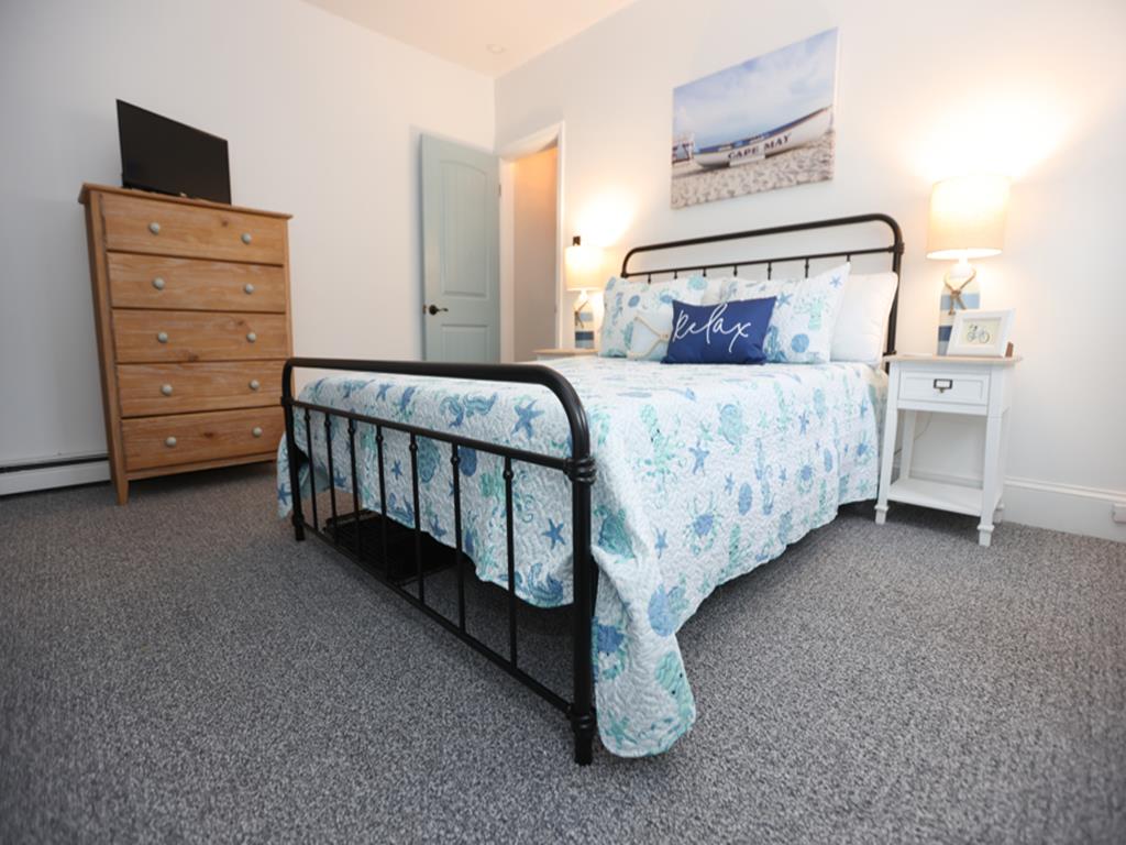 Cape May Gem on W. Perry! - Center of Everything! | Photo 14