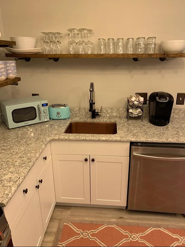 Cape May Gem on W. Perry! - Center of Everything! | Photo 6