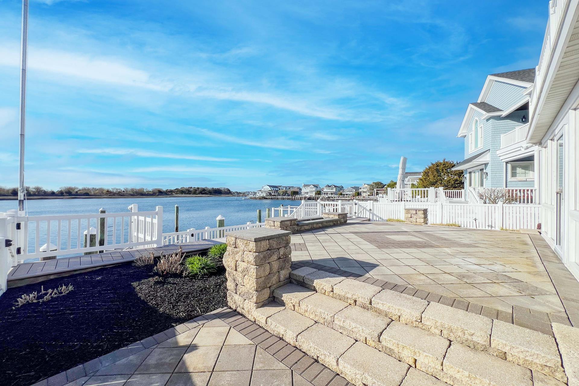 300 114th Street, Stone Harbor (Bayfront)