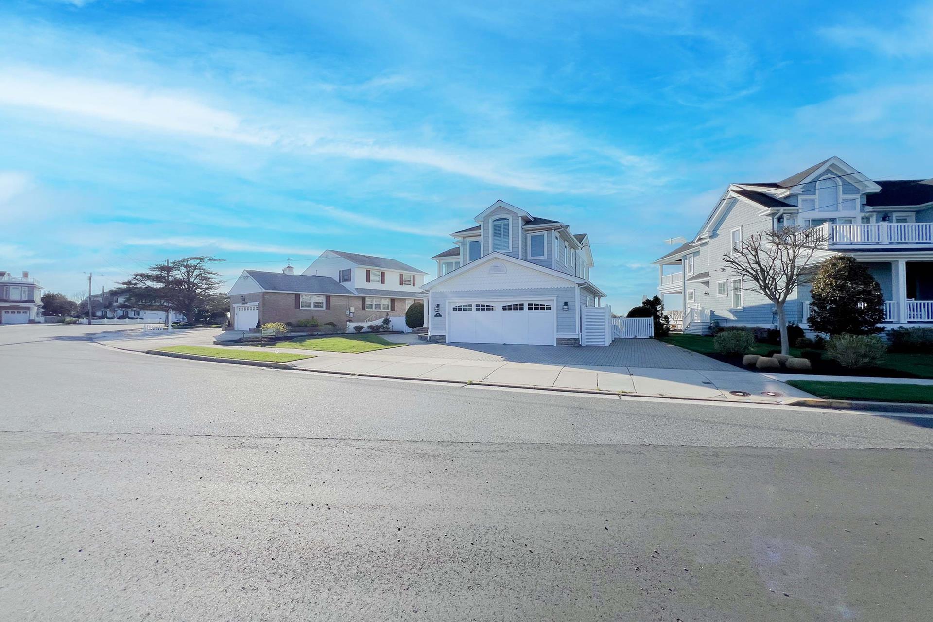 300 114th Street, Stone Harbor (Bayfront)
