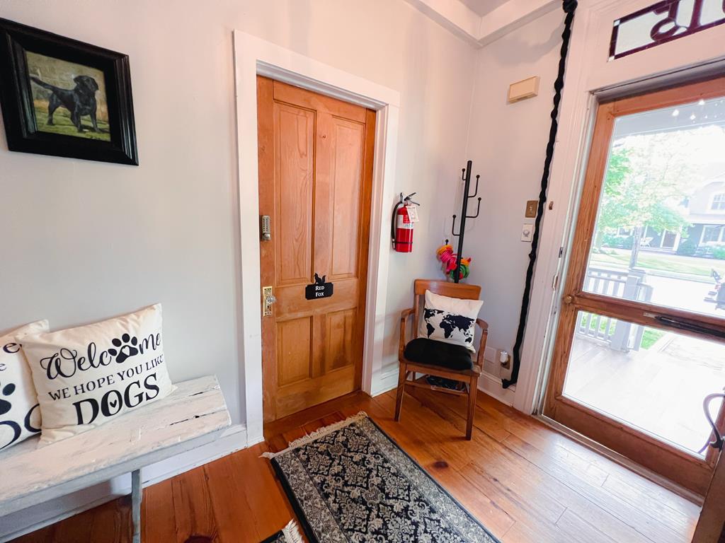 1015 Washinton - Red Fox Suite, Unit 1