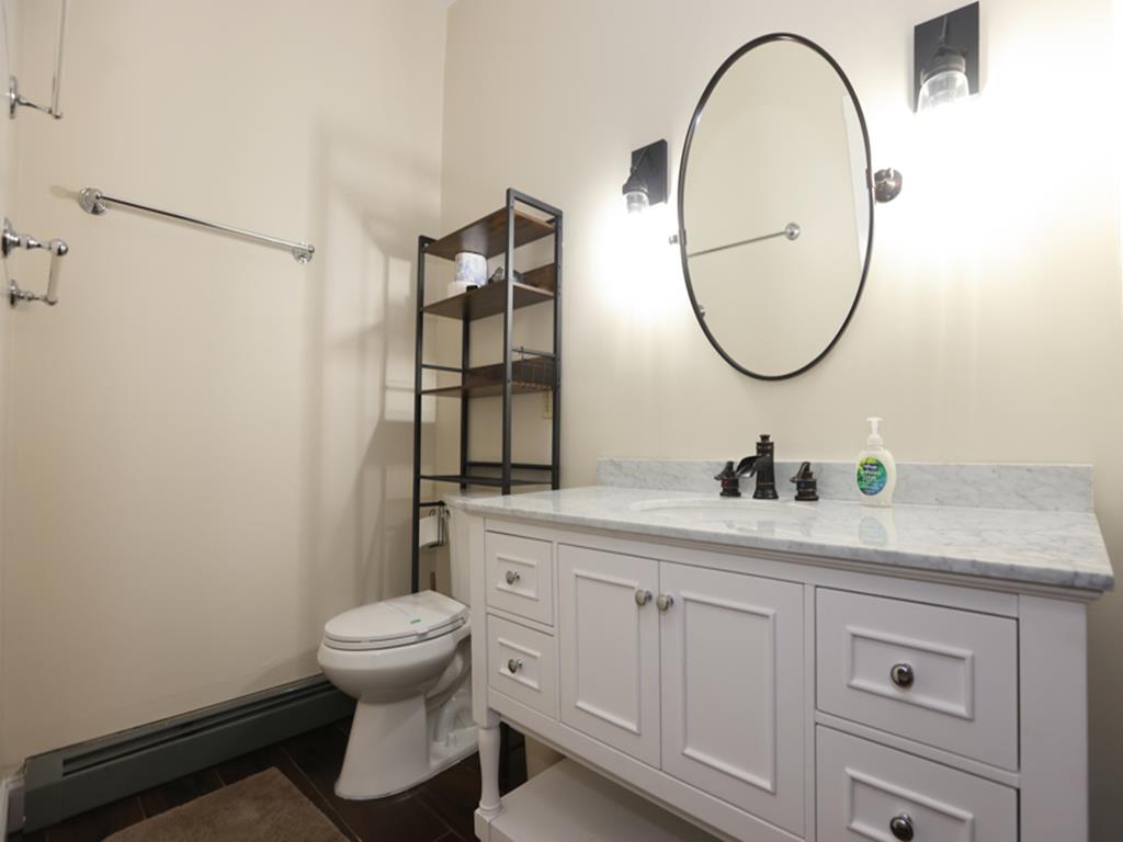 1015 Washinton - Red Fox Suite, Unit 1 | Photo 12