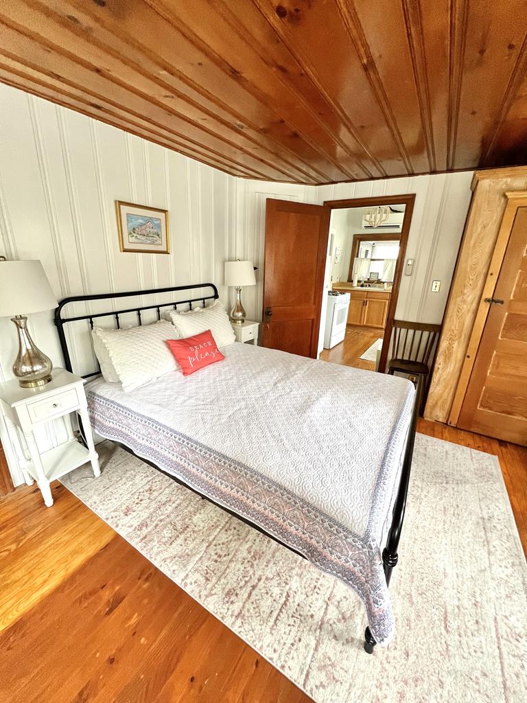 1015 Washinton - Red Fox Suite, Unit 1 | Photo 10