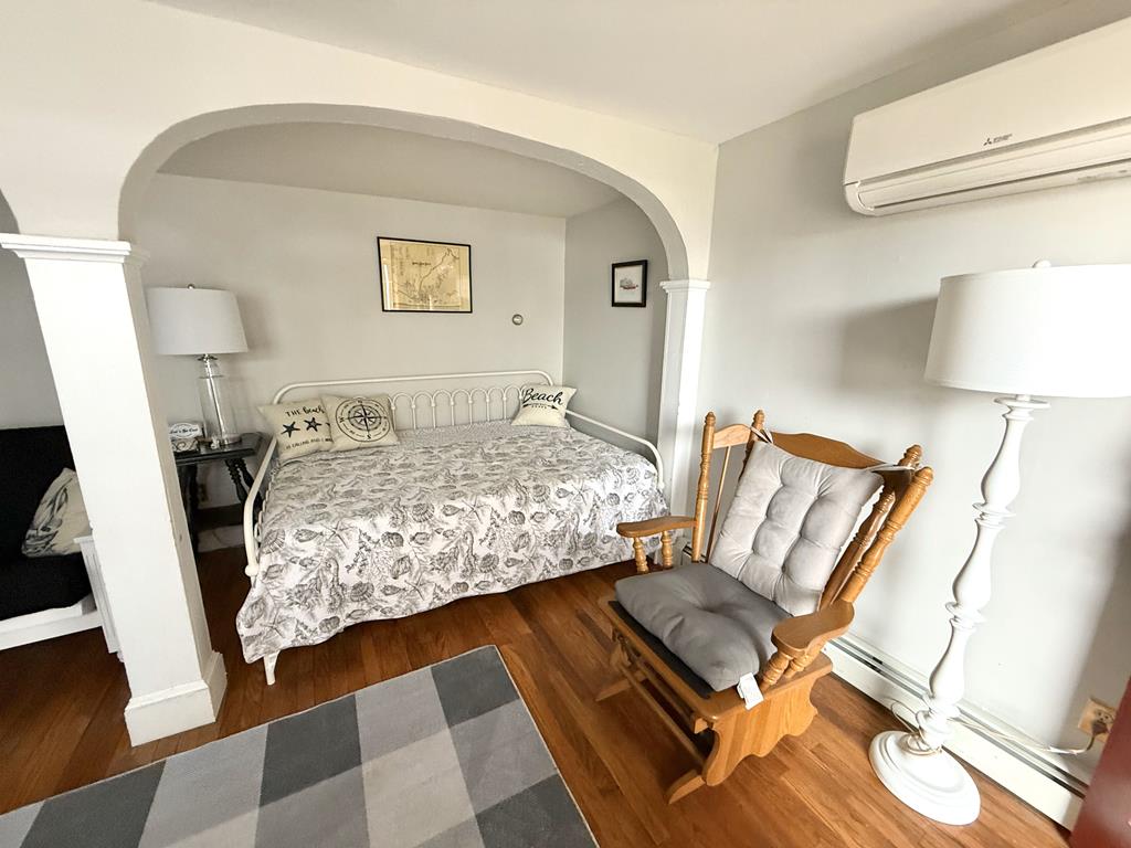 1015 Washington Gray Fox Suite | Photo 12