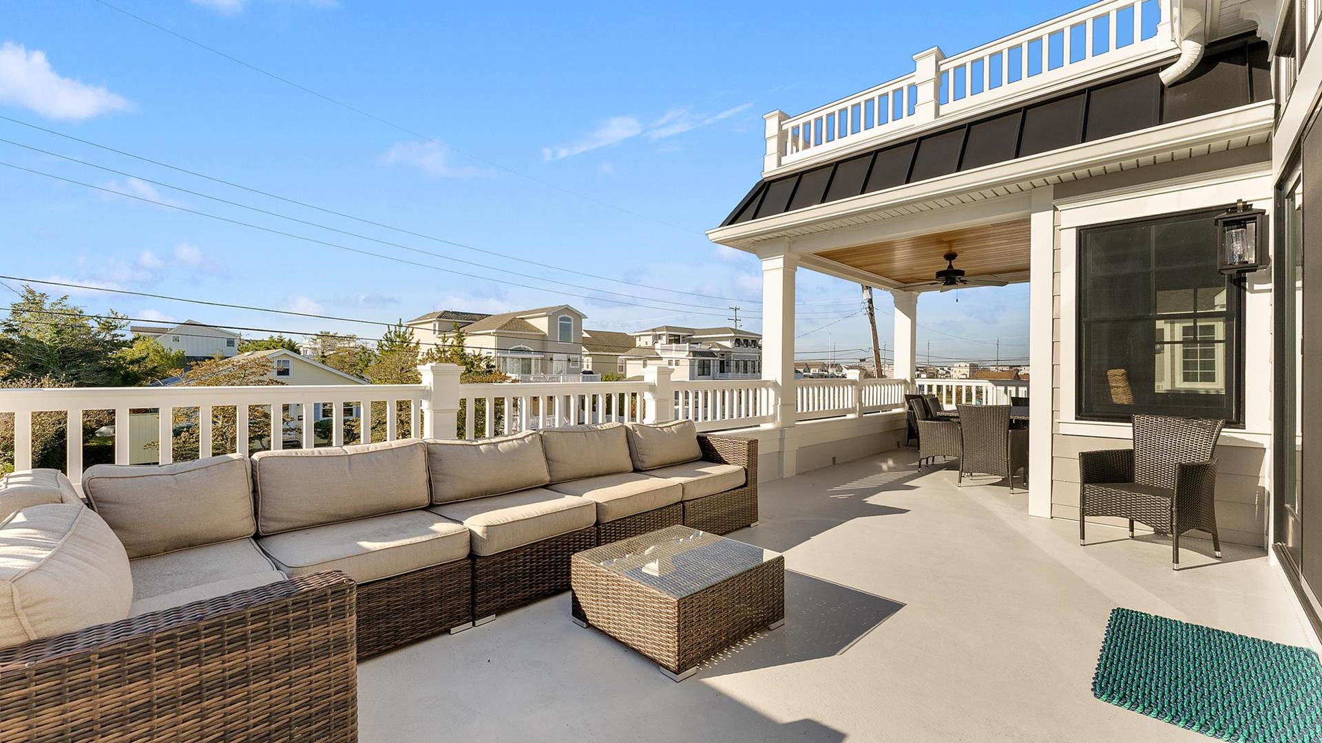 163 39th Street, Avalon (Center)