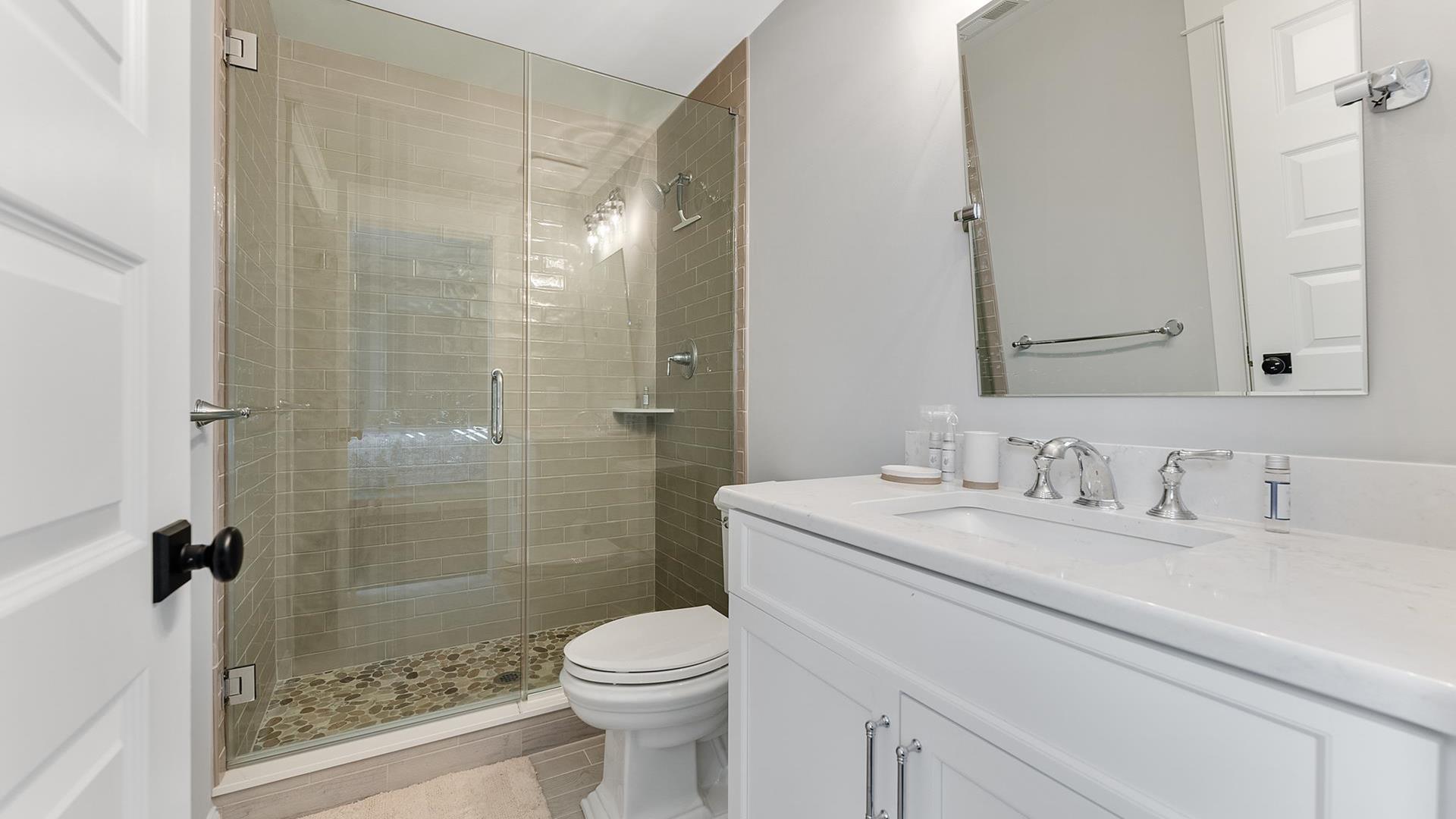 163 39th Street, Avalon (Center)