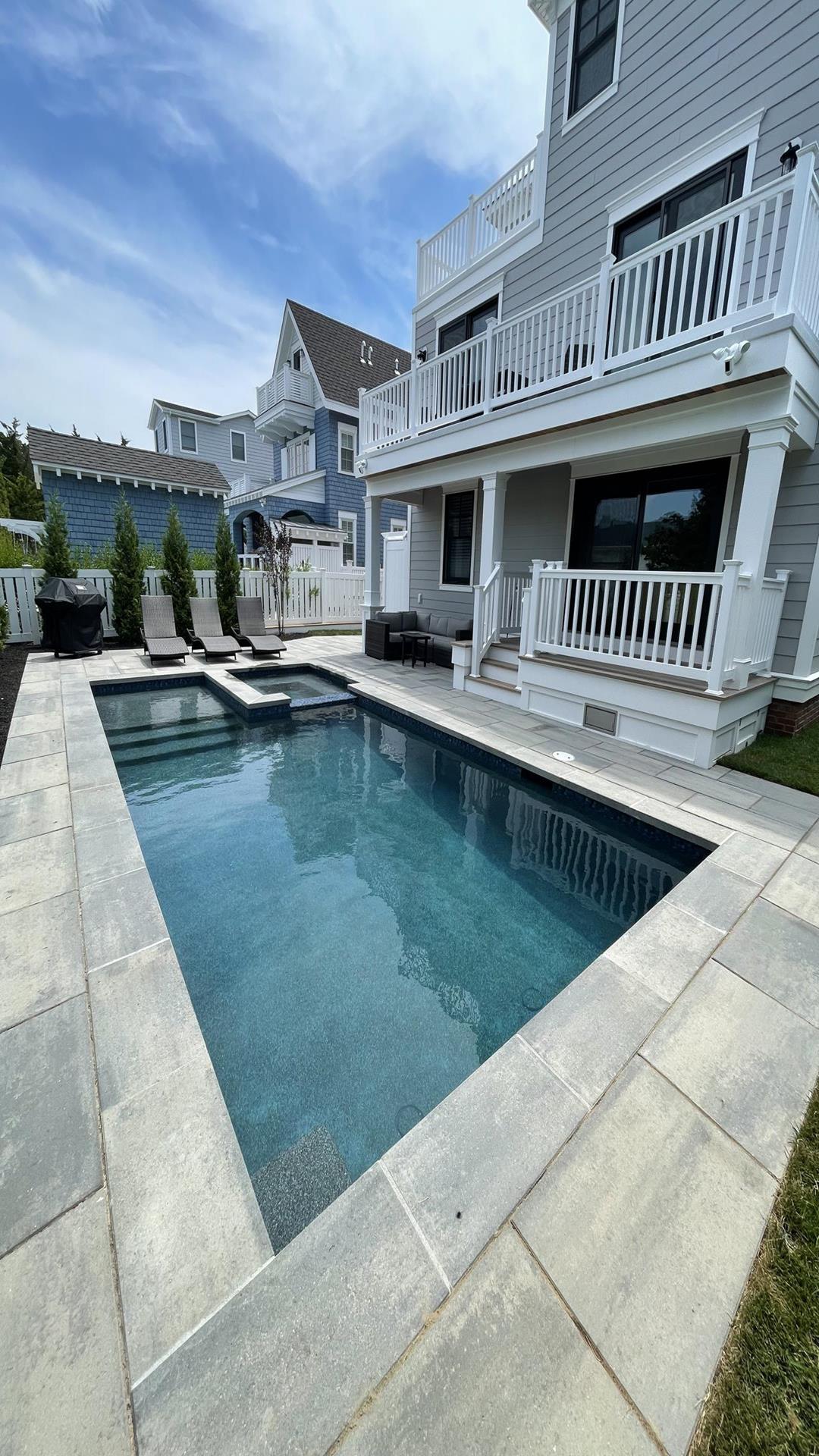 163 39th Street, Avalon (Center)