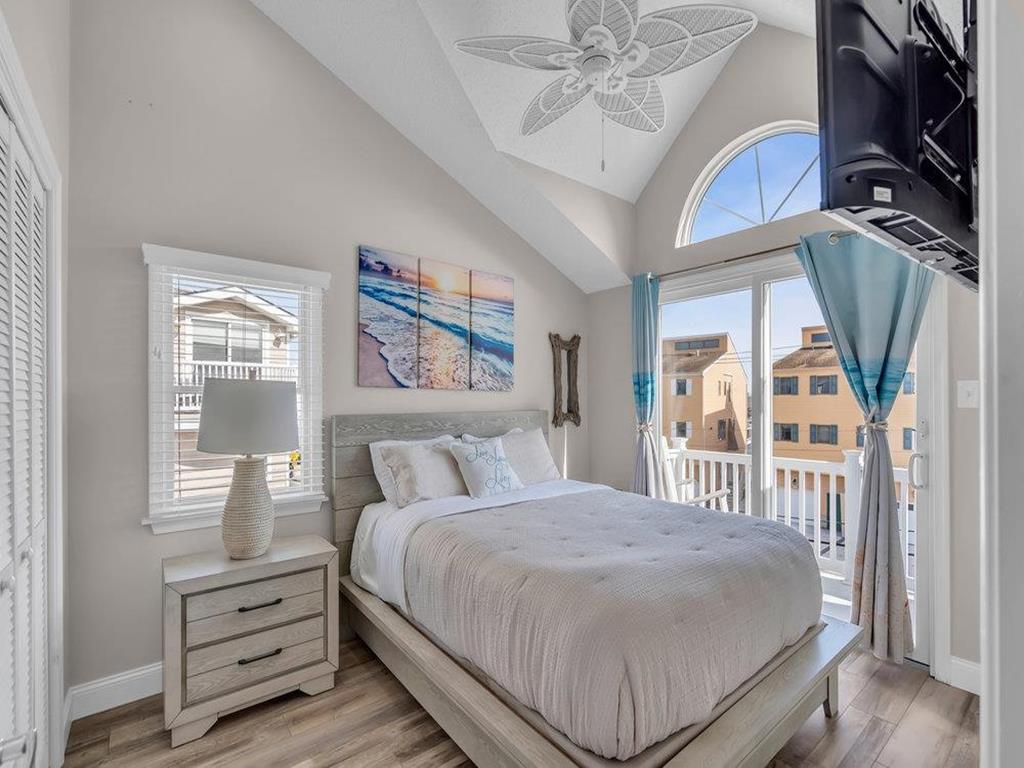 4426 Venicean Road, Sea Isle City (Bay Front)