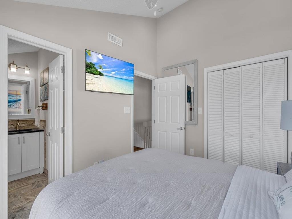 4426 Venicean Road, Sea Isle City (Bay Front)