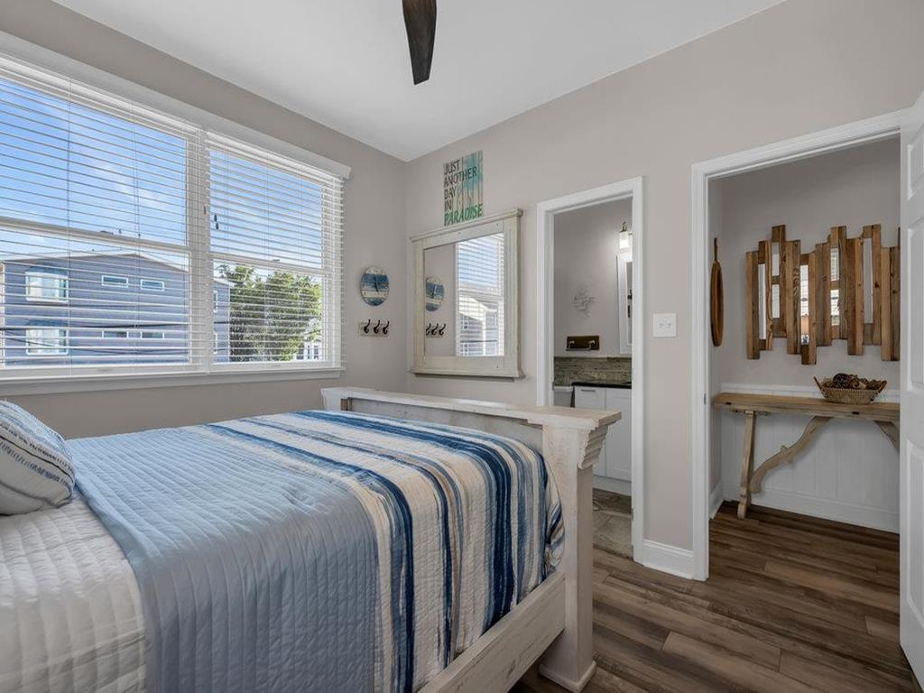 4426 Venicean Road, Sea Isle City (Bay Front)