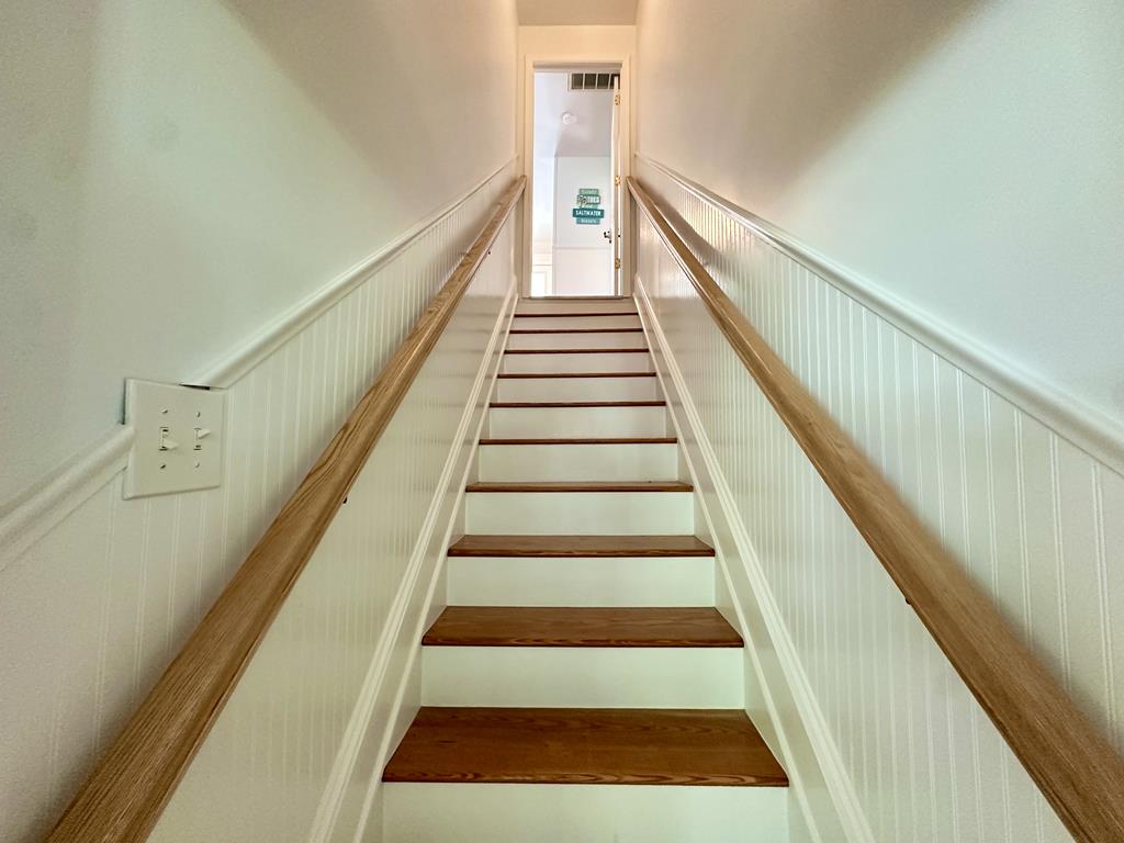 8 Bedrooms with a Pool - 404 Fourth Avenue | Photo 19