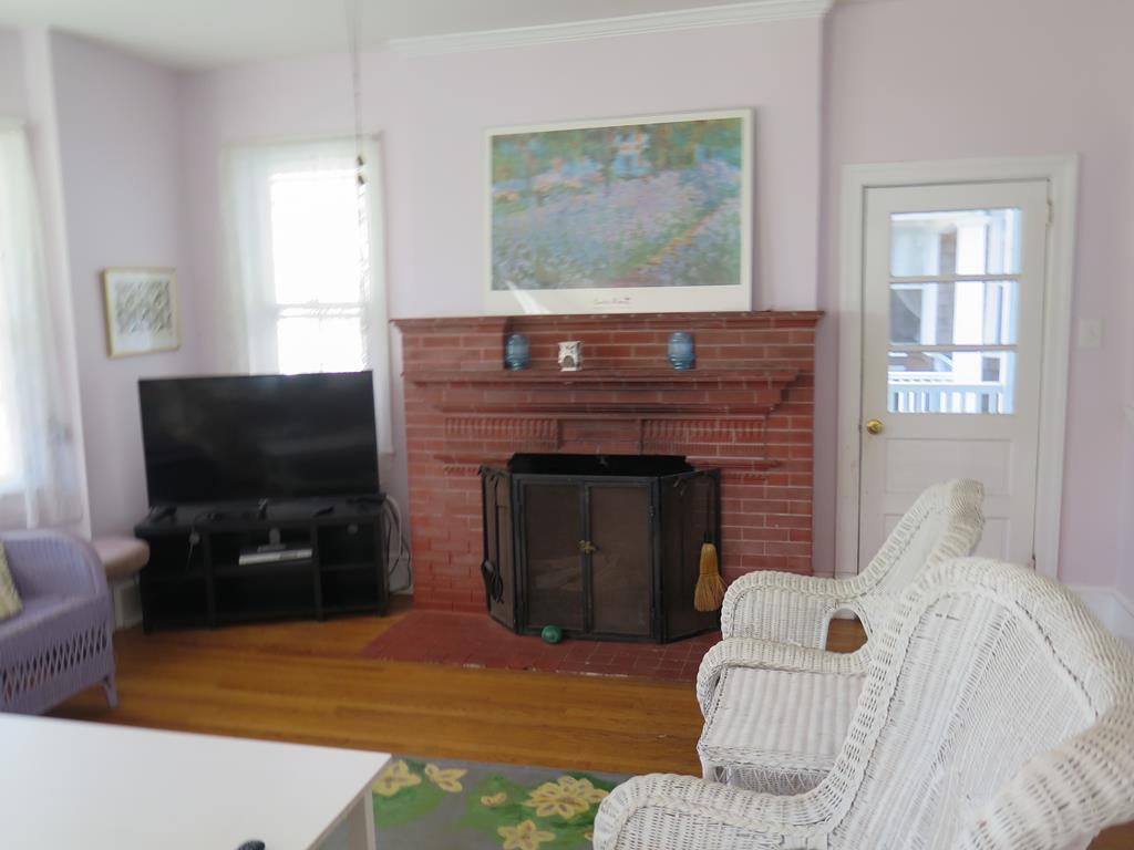 1013 Stockton Avenue | Photo 3