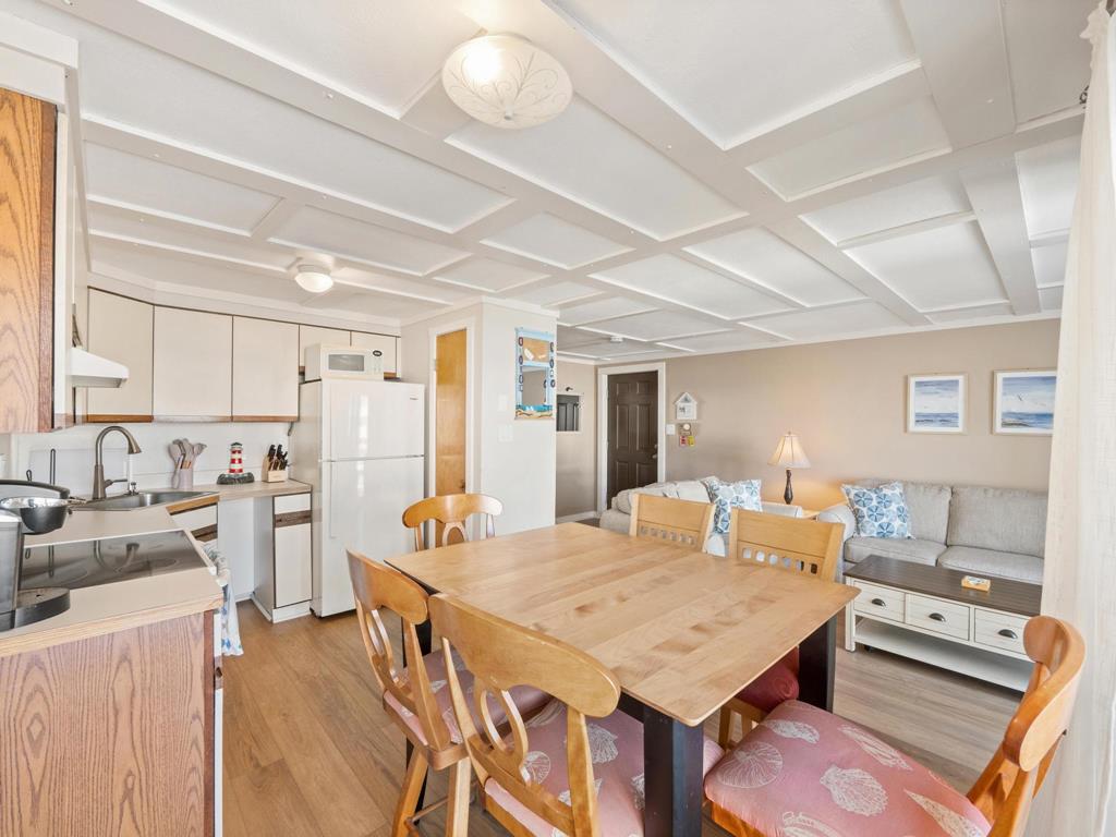 9 Pearl Street, Beach Haven (Ocean Front)