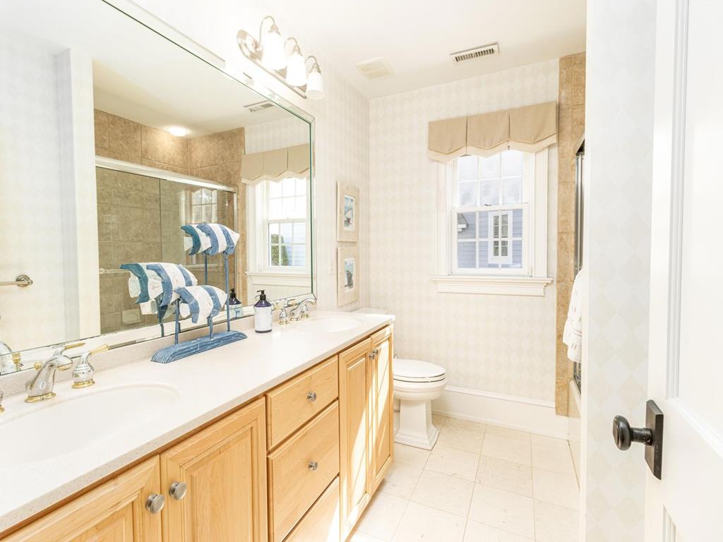 153 76th St, Avalon (Beach Block)