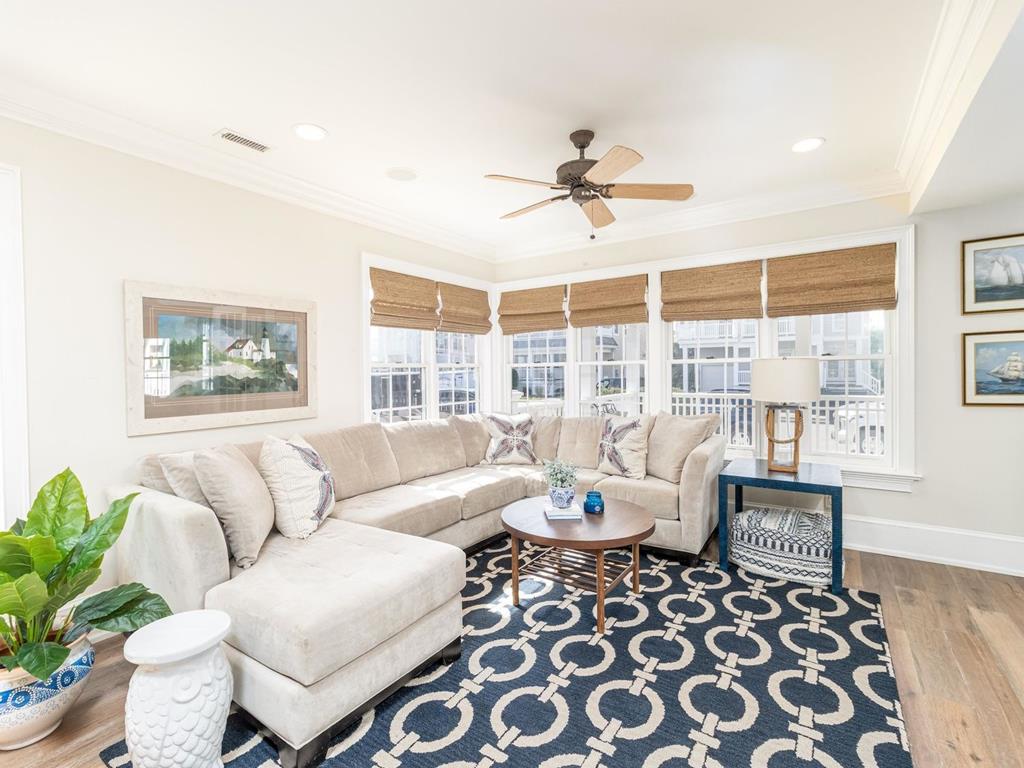 153 76th St, Avalon (Beach Block)