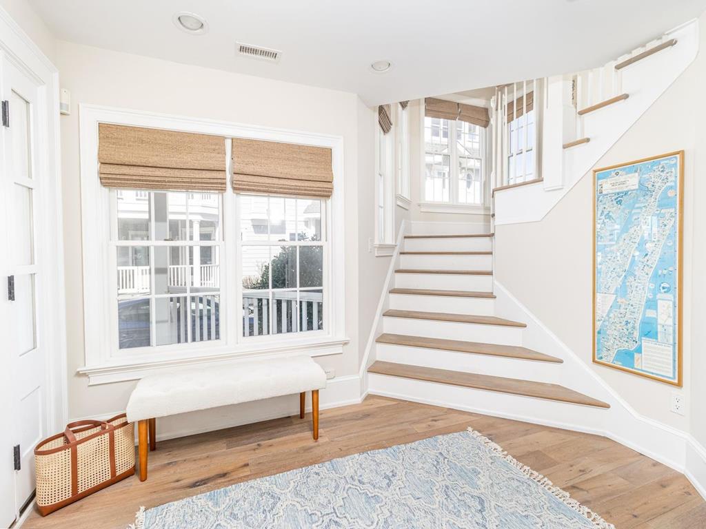 153 76th St, Avalon (Beach Block)
