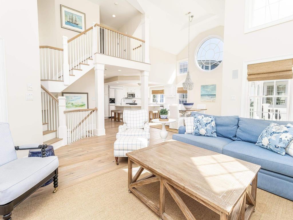 153 76th St, Avalon (Beach Block)