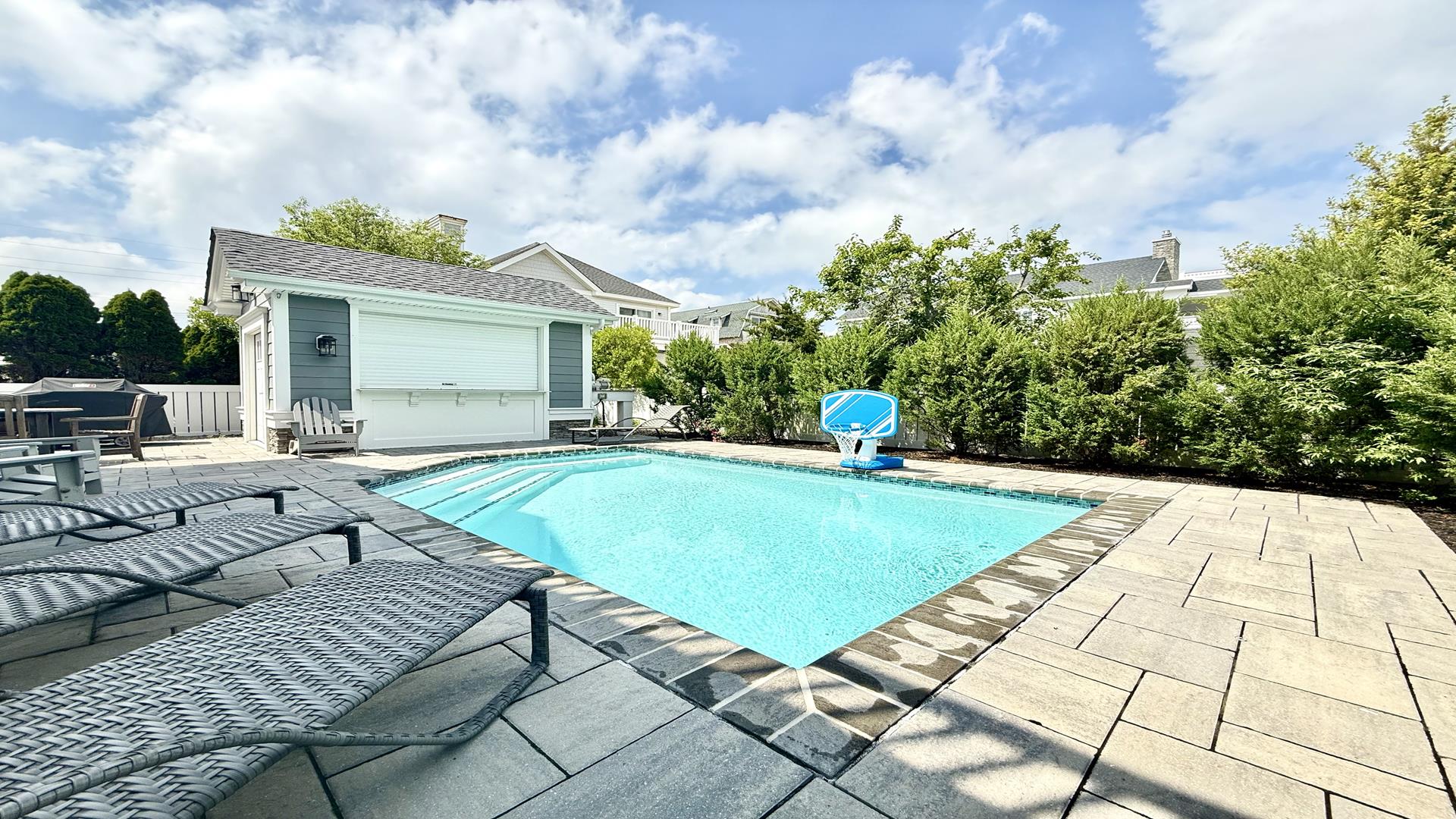 164 84th Street, Stone Harbor (Mid-Island) - Picture 3