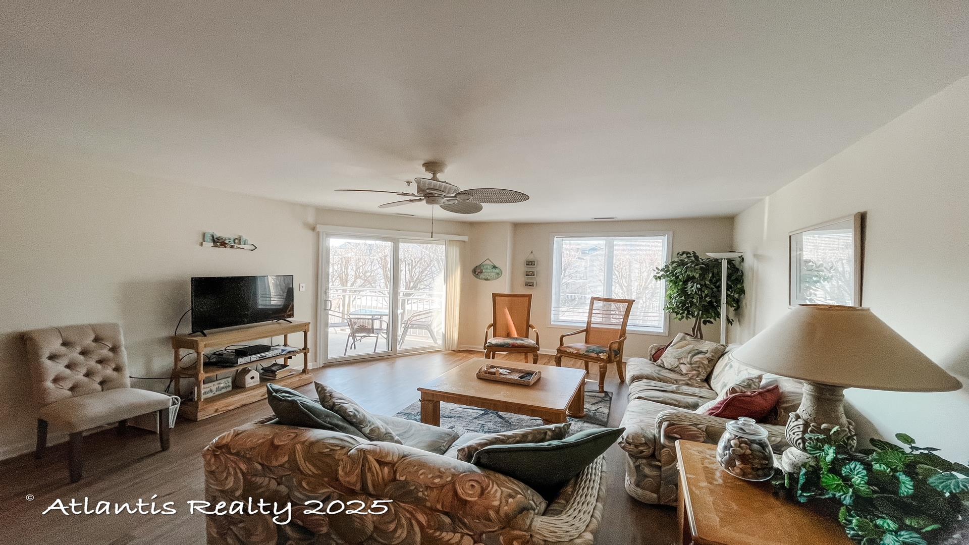 301 E Rochester