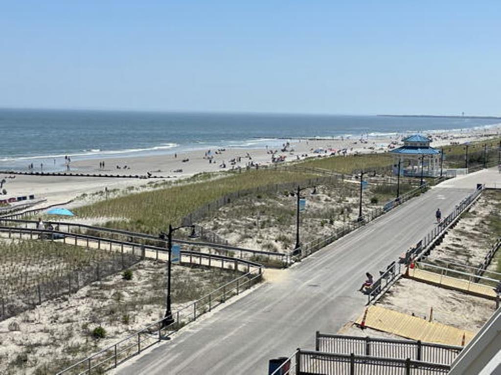 3901 Pleasure Avenue., Sea Isle City (Beach Front)