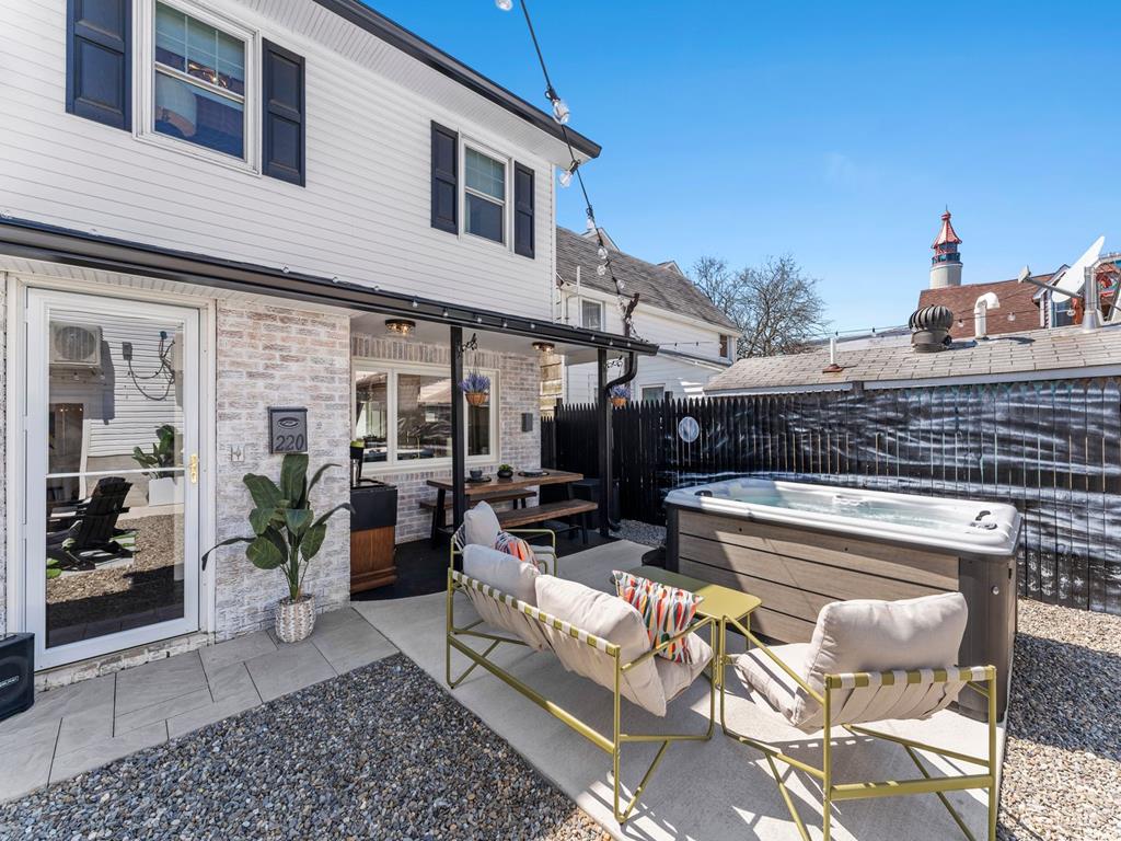220 E Taylor Avenue, Wildwood