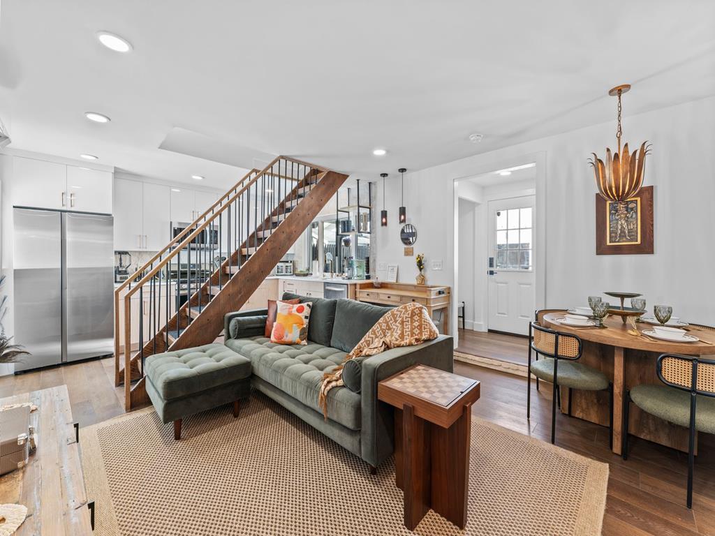 220 E Taylor Ave | Photo 4