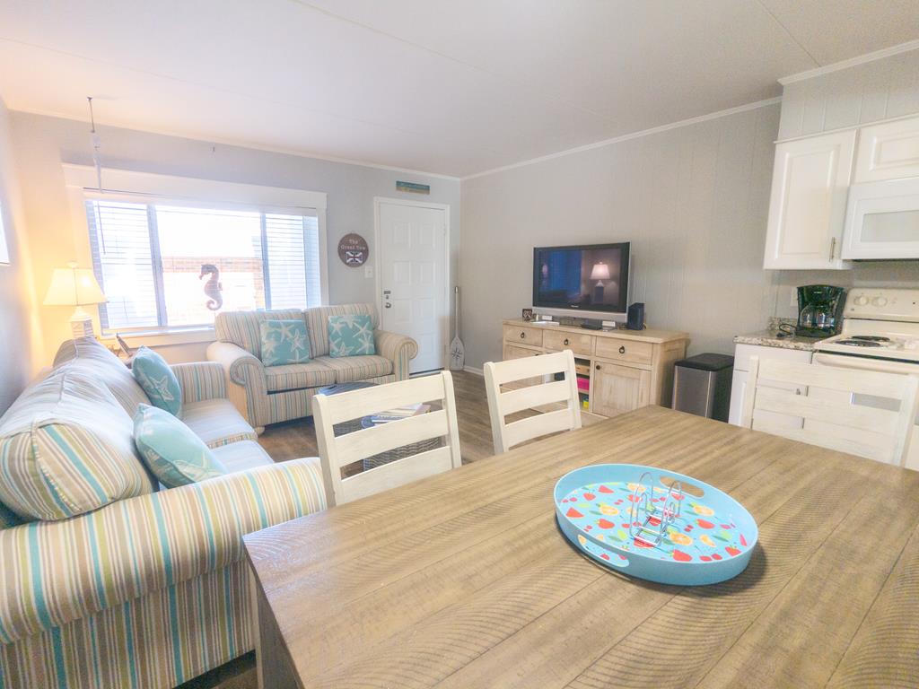 Cape Roc Unit 123 | Photo 8