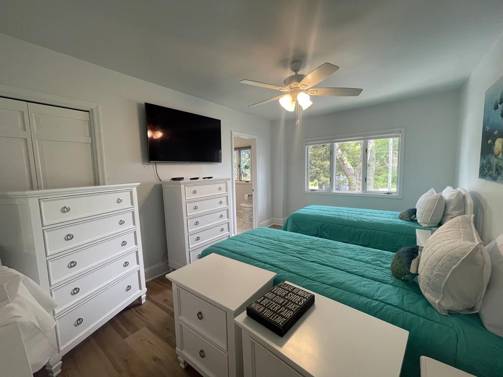 8 Bedrooms with a Pool - 404 Fourth Avenue | Photo 17