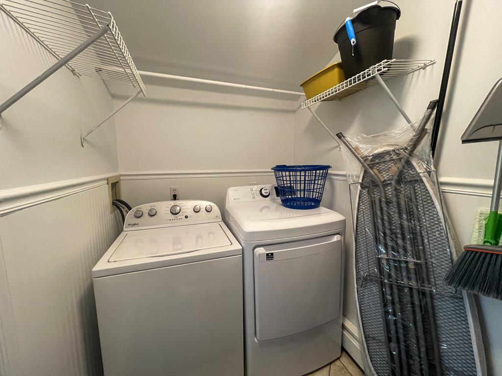 8 Bedrooms with a Pool - 404 Fourth Avenue | Photo 31