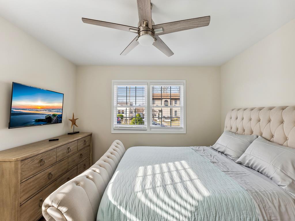 107 Beechwood Ave | Photo 16