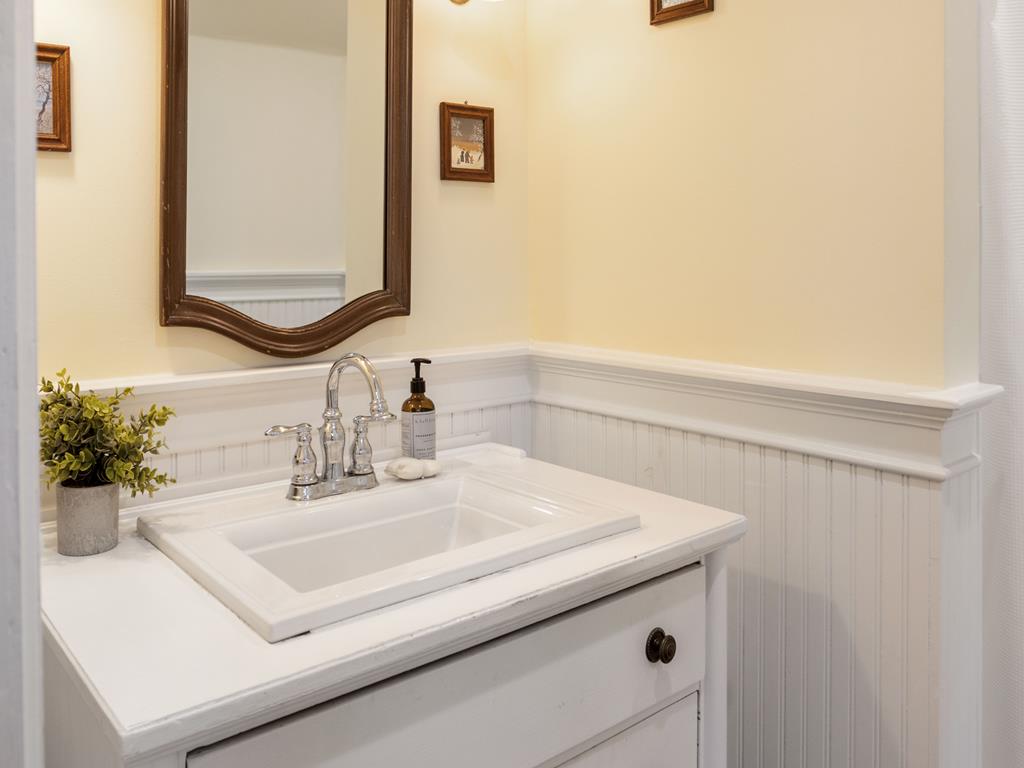 Farmhouse by the Sea | Photo 23