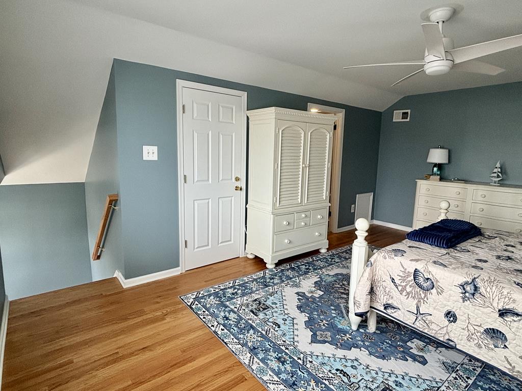 1520 Yacht Ave Unit 203 - Pool on the Habor! | Photo 23