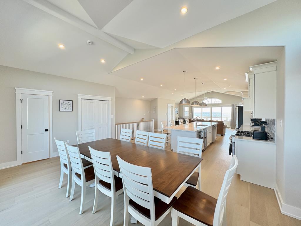 908 Landis Avenue - South, Sea Isle City (Beach Front)