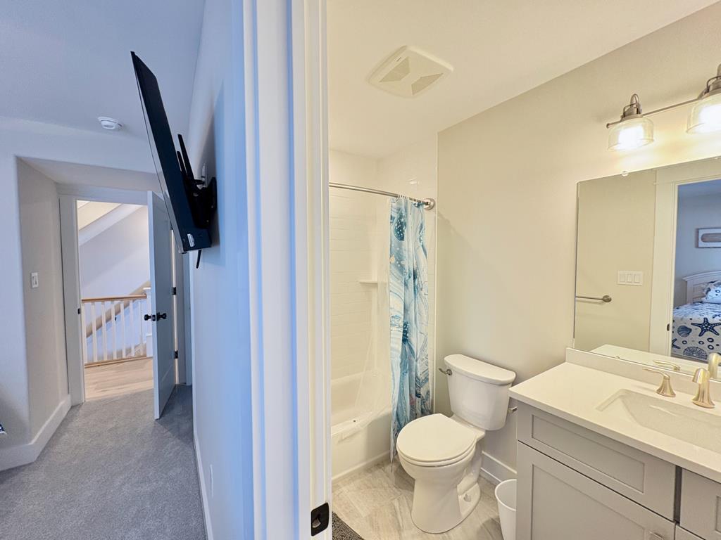 908 Landis Avenue - South, Sea Isle City (Beach Front)