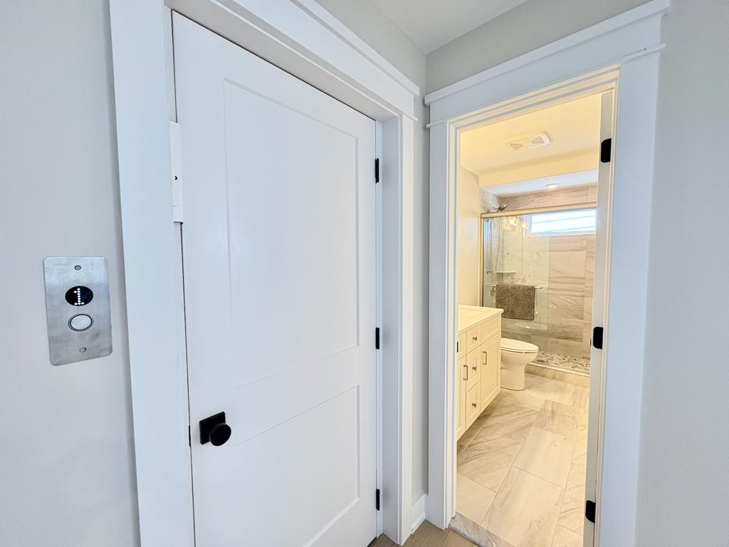 908 Landis Avenue - South, Sea Isle City (Beach Front)