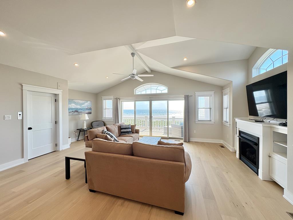 908 Landis Avenue - South, Sea Isle City (Beach Front)