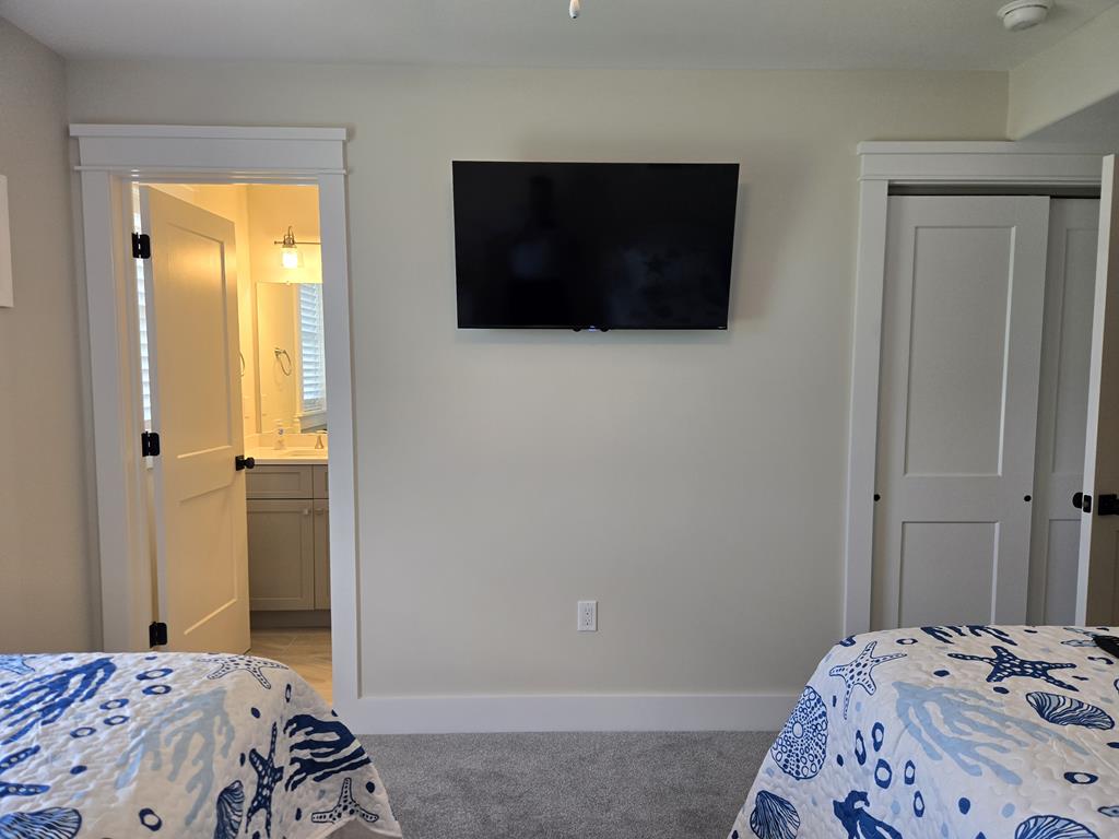908 Landis Avenue. - Picture 