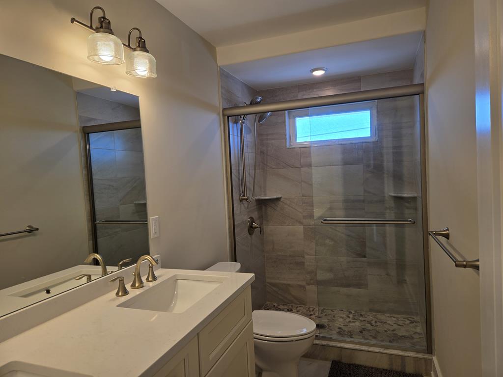 908 Landis Avenue. - Picture 