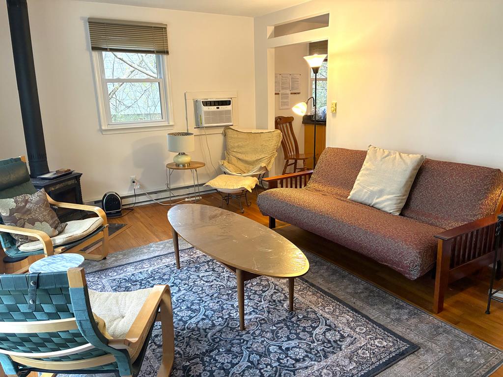 Pias Point - 802 Cape Avenue | Photo 3