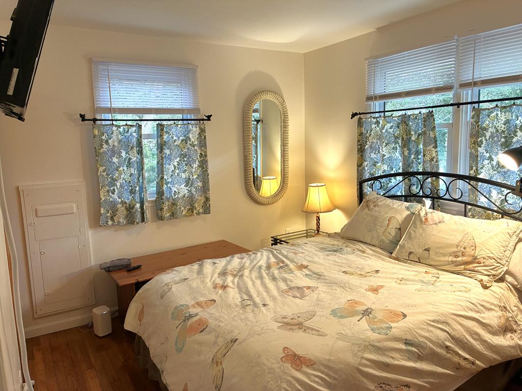 Pias Point - 802 Cape Avenue | Photo 13