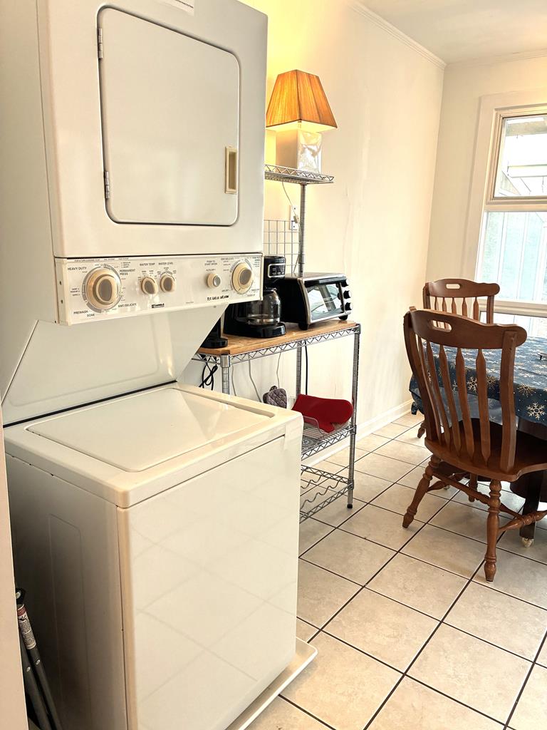 Pias Point - 802 Cape Avenue | Photo 7