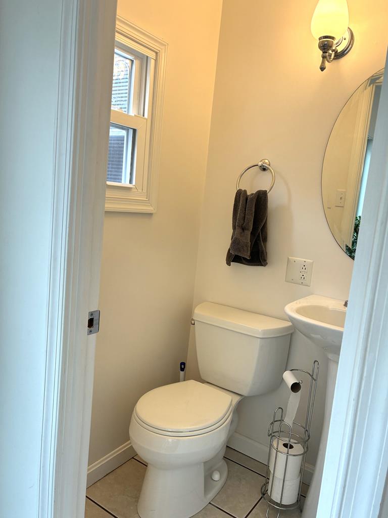 Pias Point - 802 Cape Avenue | Photo 10